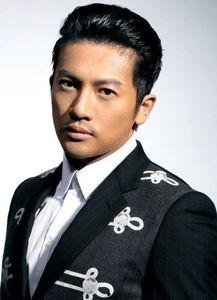 苏有朋资料,从偶像到演员，多面才华的影视歌三栖明星